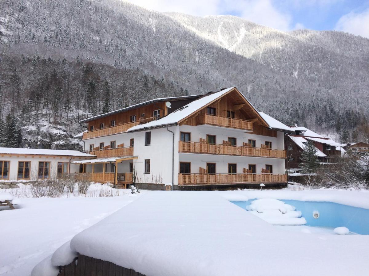 Seehotel Am Hallstaettersee Modern Rooms Obertraun Esterno foto