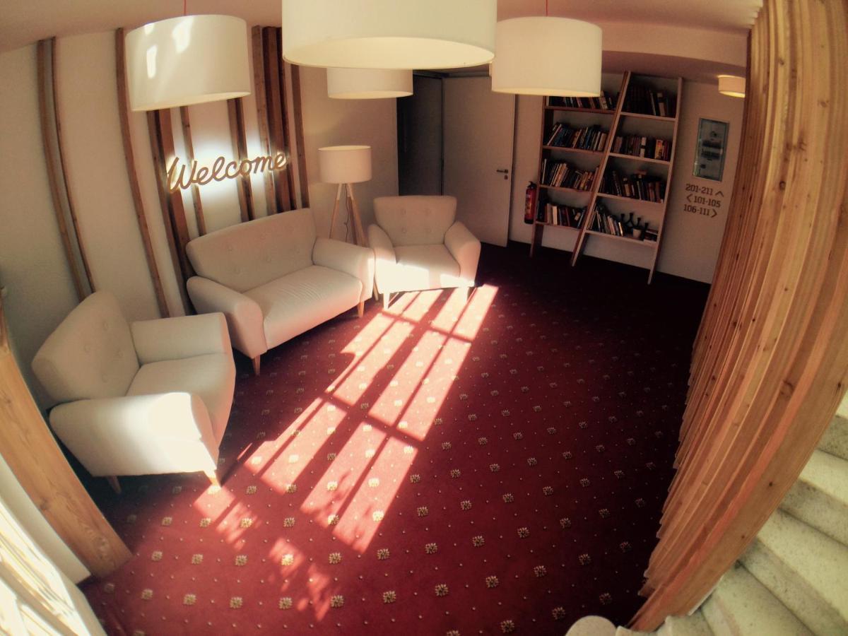 Seehotel Am Hallstaettersee Modern Rooms Obertraun Esterno foto